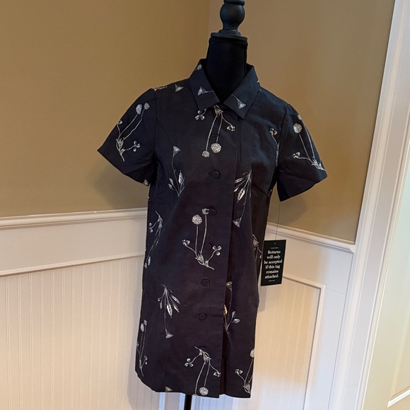 Tuckernuck Dresses & Skirts - Tuckernuck Black Floral Midi Dress